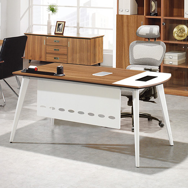 IH-6615 카펠라 중역용책상